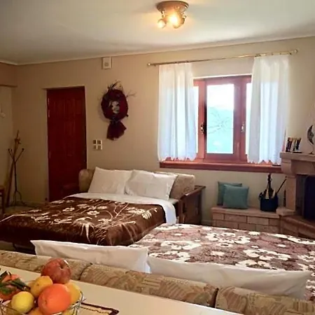Mikro Katafygio Hotel