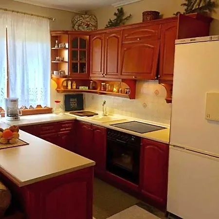 Mikro Katafygio Hotel