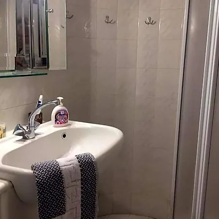 Mikro Katafygio Kríkelo