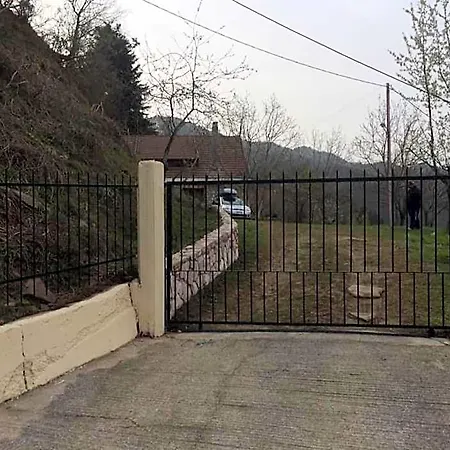 Mikro Katafygio Hotel Kríkellon